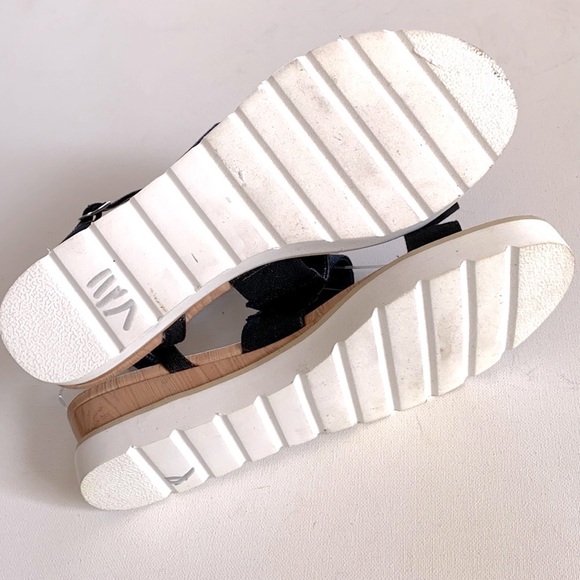 JustFab Soles On Fire Wedge Black Sandals, Size 8 - Picture 6 of 8